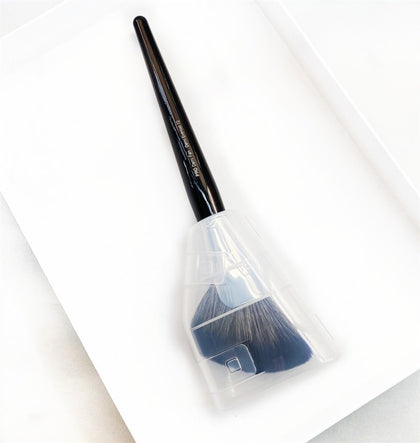 Pro Demi Fan Makeup Brush